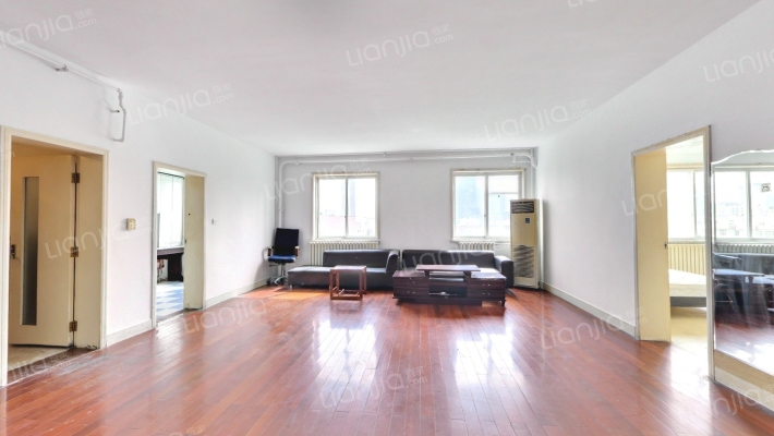 华夏综合楼二手房实景图