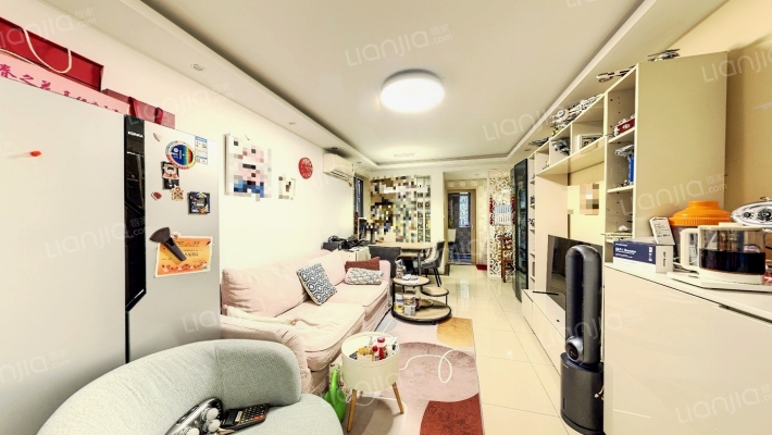 芳华公寓二手房实景图