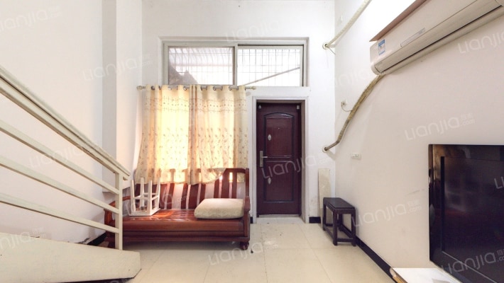 弘西花园二手房实景图