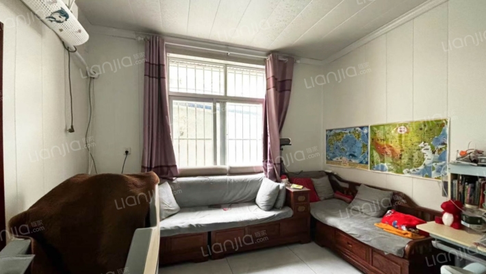 饮服公司宿舍二手房实景图