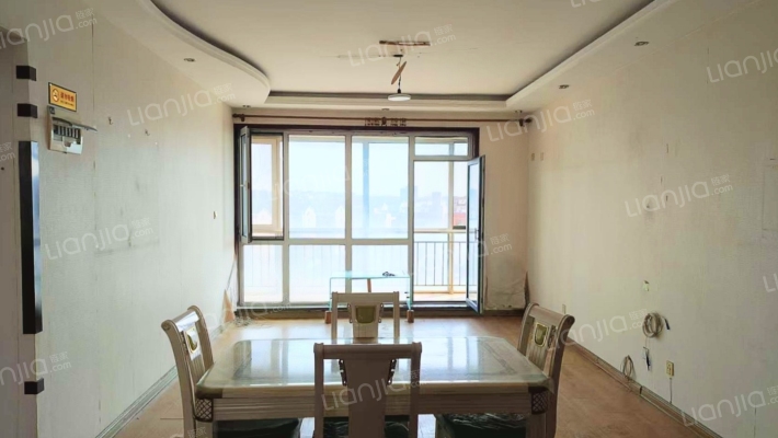 华南国际公寓二手房实景图