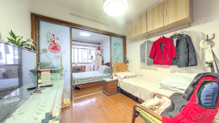 港驳小区二手房实景图