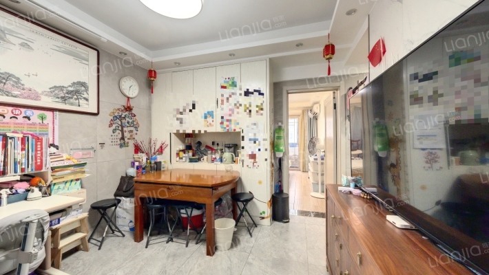 银城街二手房实景图