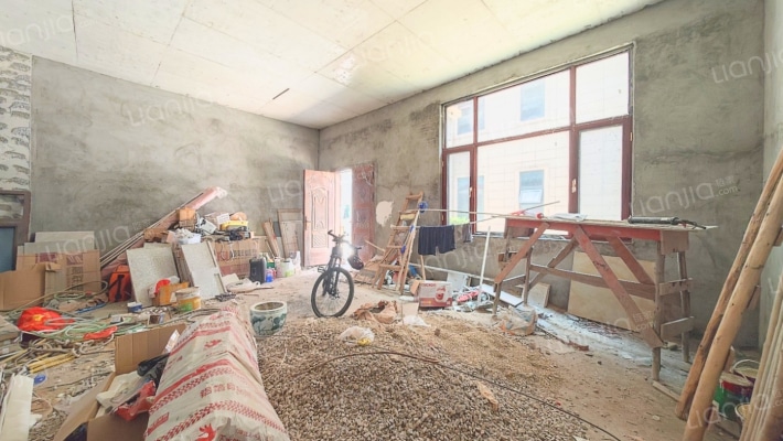 何屋新村二手房实景图