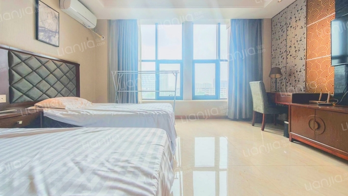 华德广场二手房实景图