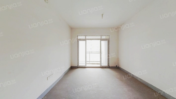 凤凰湾驭峰二手房实景图