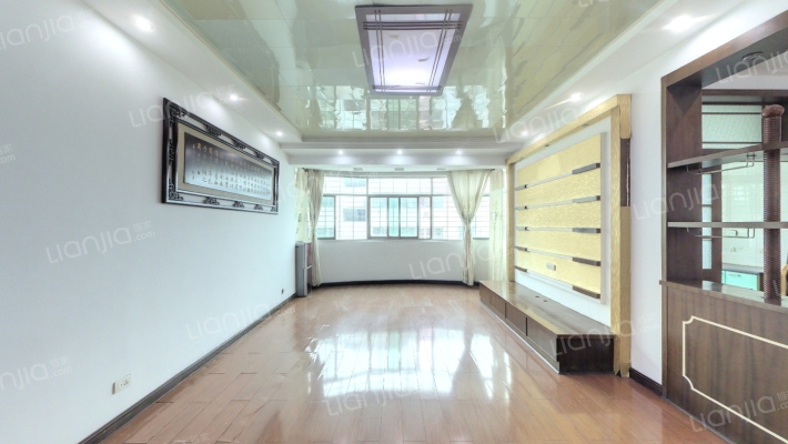 滨湖南路18号二手房实景图