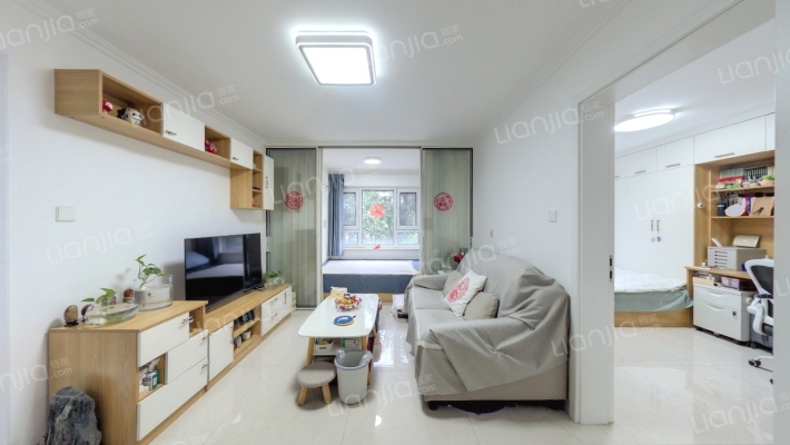 万科蓝蓝沁家园二手房实景图