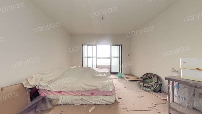 国际社区江御二手房实景图