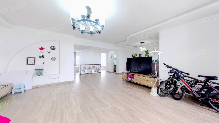 新世纪商贸大厦二手房实景图