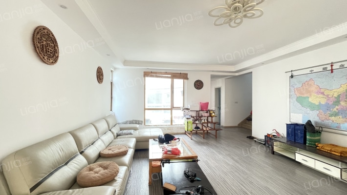 森湖溪谷二手房实景图