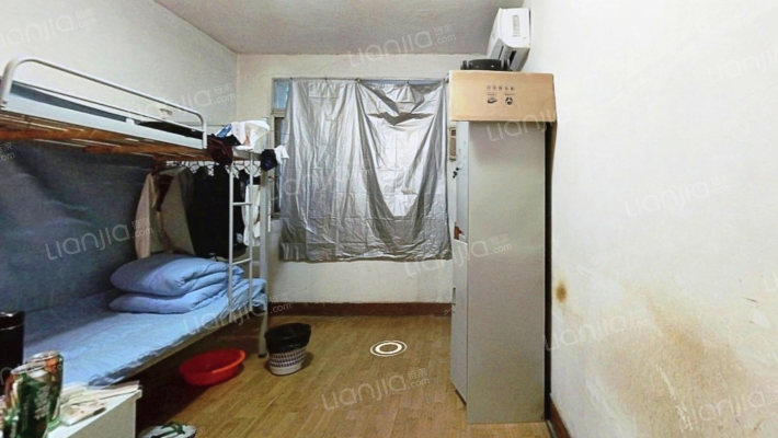 小塔儿巷1-15号二手房实景图