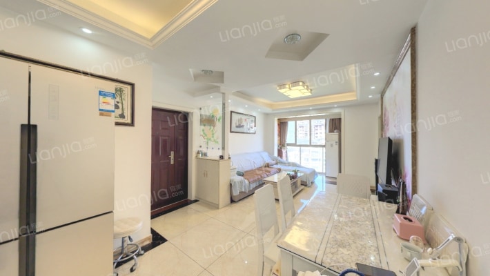 蔚蓝观邸四期二手房实景图