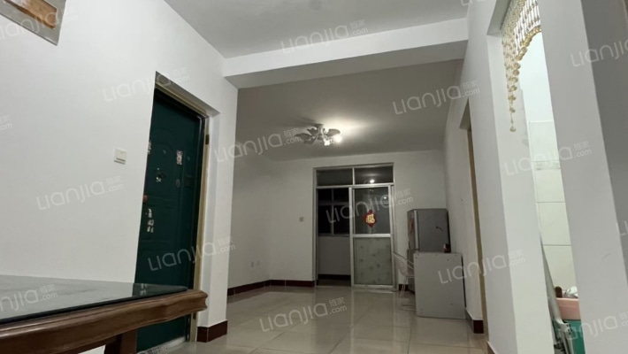 新港小区二手房实景图