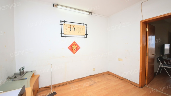 斜桥街72号二手房实景图