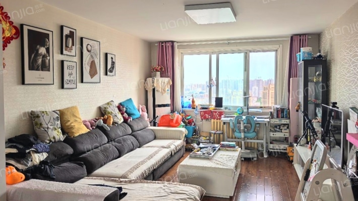 新星座二手房实景图