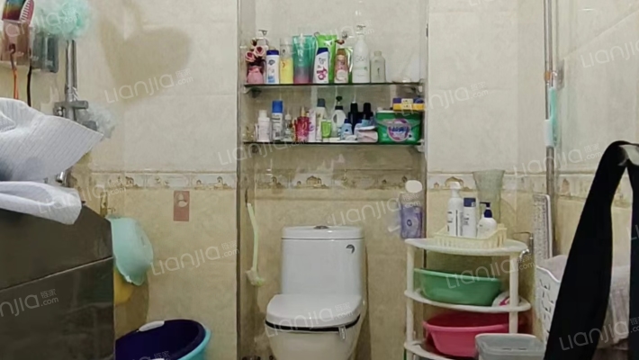 四中，南关，低总价，房本满二 ，配套齐全，好出租-卫生间