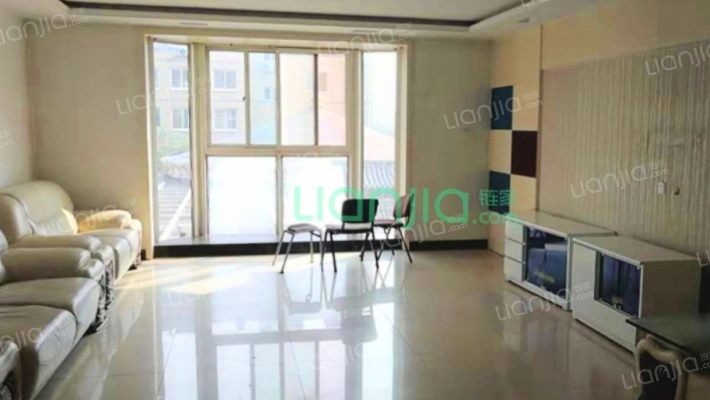 假日花园地税小区二手房实景图