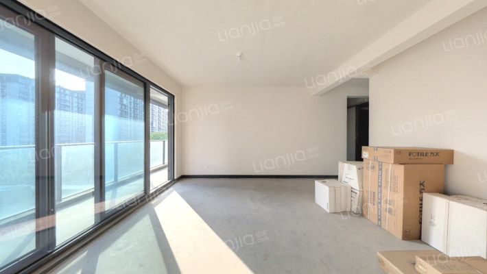 鸿翔东望樾府二手房实景图