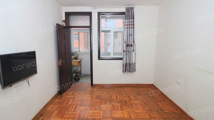 实验高中家属院二手房实景图