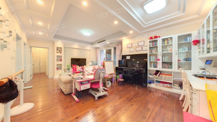 龙湖悠山庭院二手房实景图