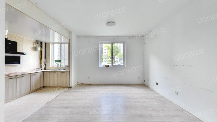 佘北家园莘泽苑二手房实景图