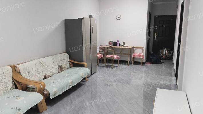 大社区，70年产权，人车分流，小区环境优美-餐厅