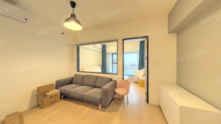 荟聚之光二手房实景图