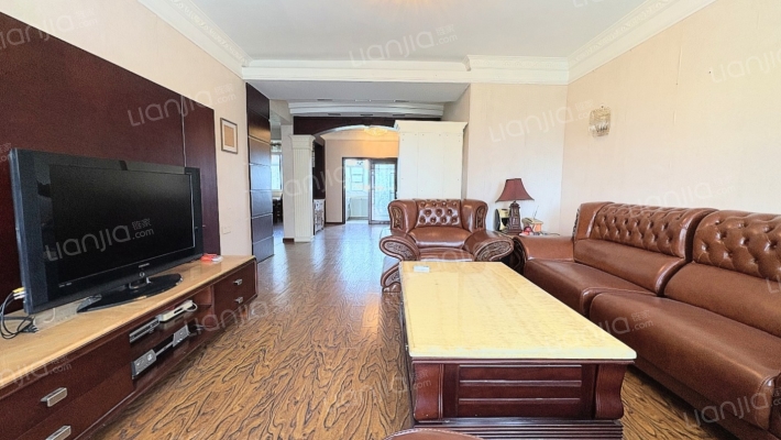 权英豪苑二手房实景图