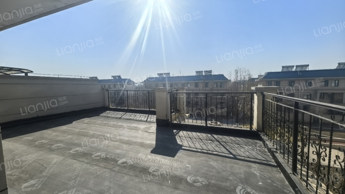 涿州城西农大联排别墅，地上可停车，环境优美-露台B