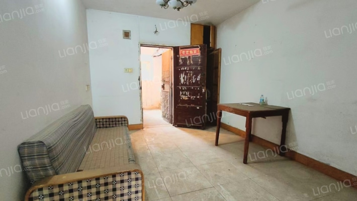 十里教委宿舍二手房实景图