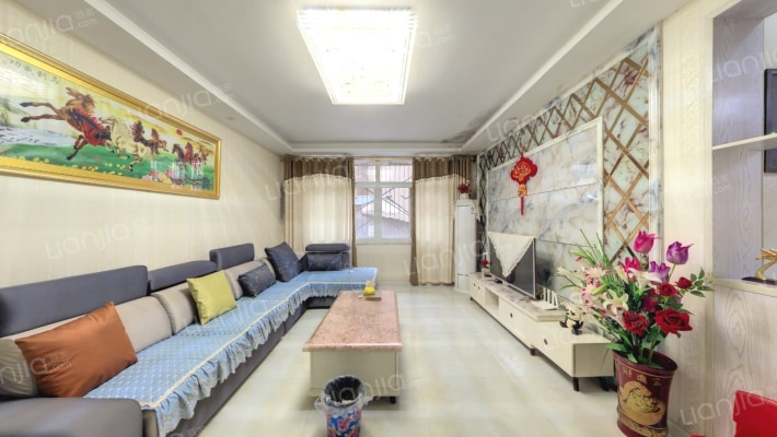 江碧路112号二手房实景图