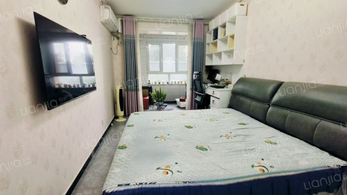 天保馨悦湾，精装两居，三羊开泰-卧室A