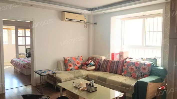 新铁家苑二手房实景图