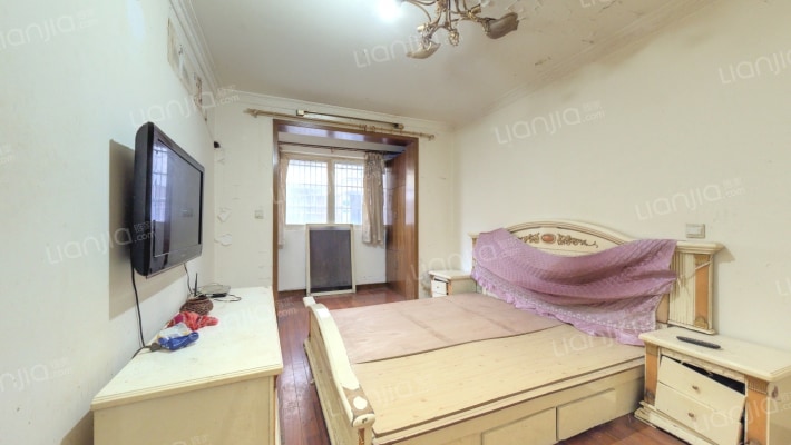 世界路65弄二手房实景图