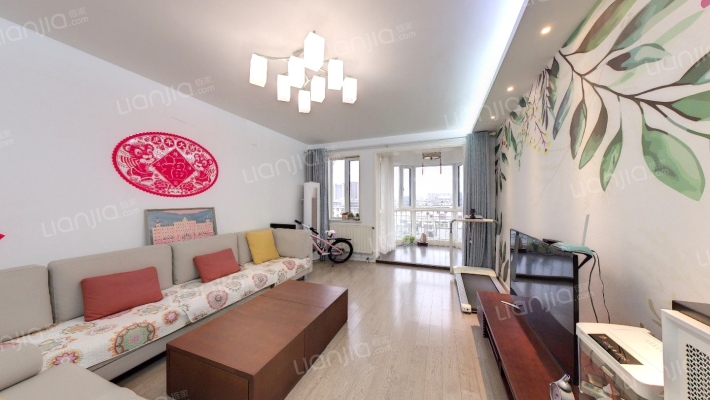 钻石公寓二手房实景图