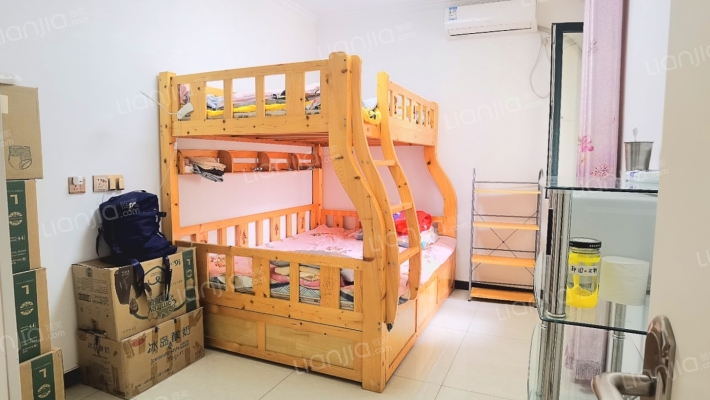 水岸花城小区精装修两居室，全阳户型，大社区集体供暖-卧室B