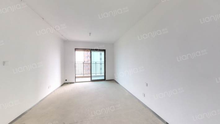 龙光玖台花苑二手房实景图