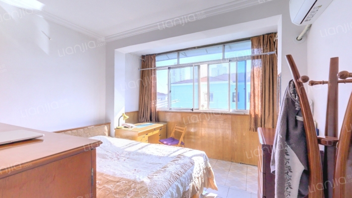 花苑村梅花园二手房实景图