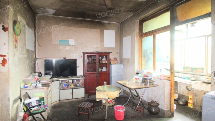 顺墙南街79号二手房实景图