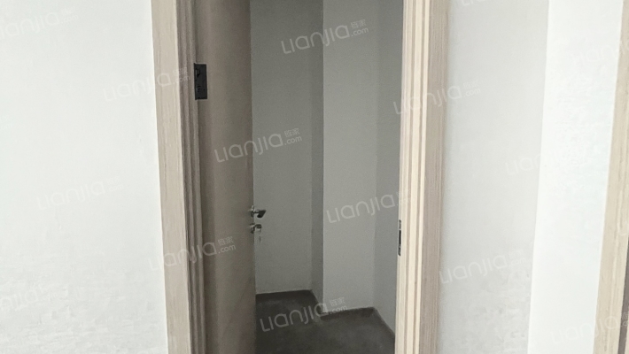 中船涿州府 2室2厅 南-储物间