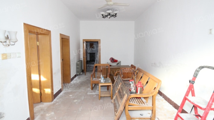 鑫苑独体楼二手房实景图