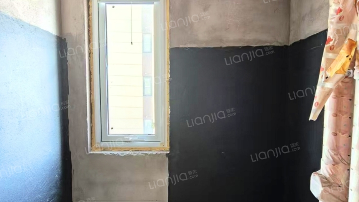 急售三利B区南北向两居，价格美丽。-卫生间