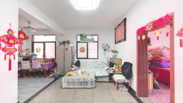 文卫路二手房实景图