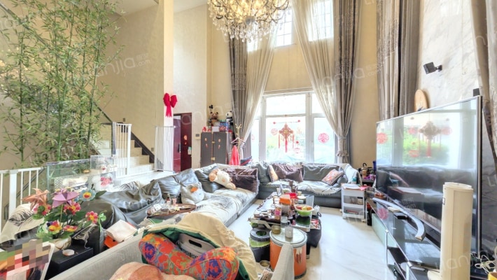 上东别墅二手房实景图