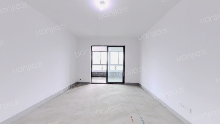 新港雅苑A区二手房实景图