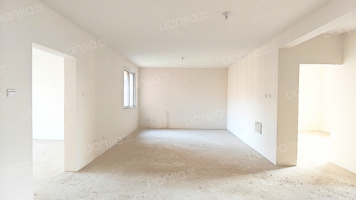 东方新苑二手房实景图