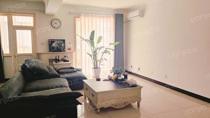国富嘉园  复试1跃2，集中供暖，德信公园旁-客厅