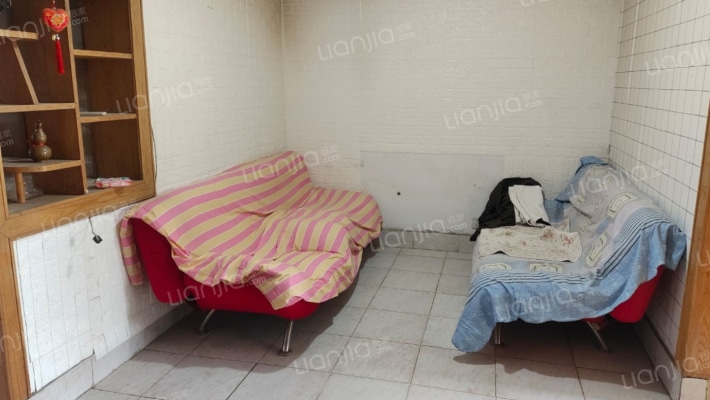 西郊小区二手房实景图