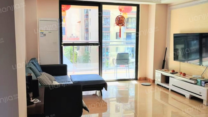 椰林·润达御园二手房实景图